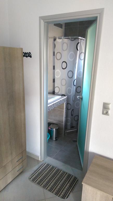 Aimilias Family Apartments Vrasná 외부 사진